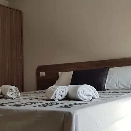 Tre Stelle Al Duomo B&B 2*