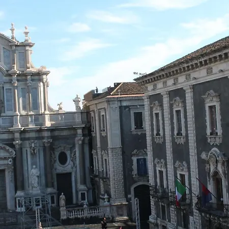 Tre Stelle Al Duomo B&B